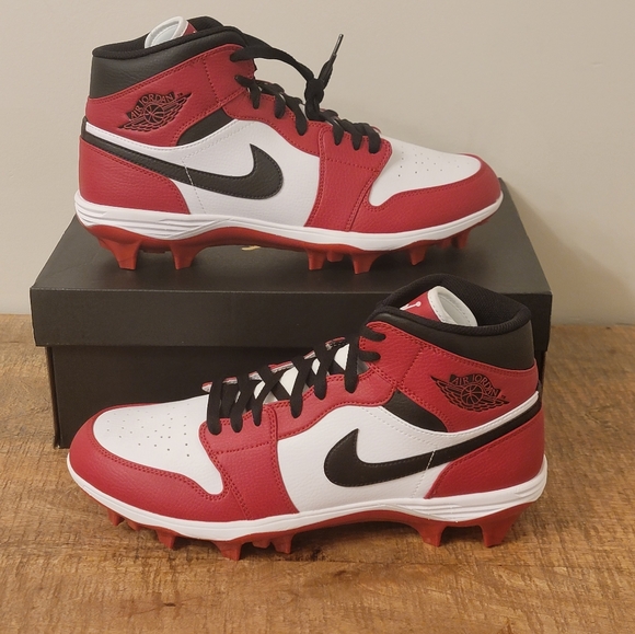 Air Jordan 1 Mid TD Chicago Men\'s Size 12 White Red FJ6805-106 main image 6